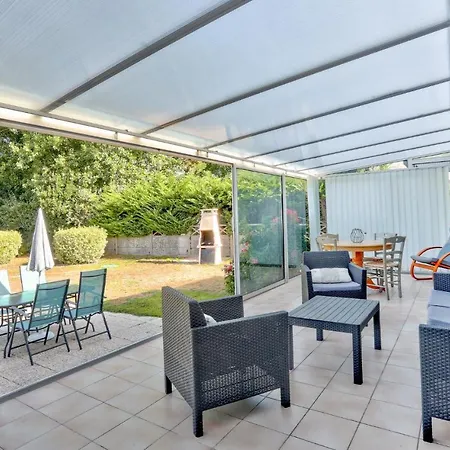 2 Bedroom Cozy In Sur Ferienhaus *