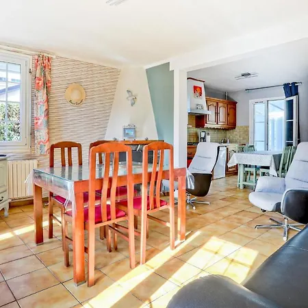 Amazing In Sur * Anneville-sur-Mer